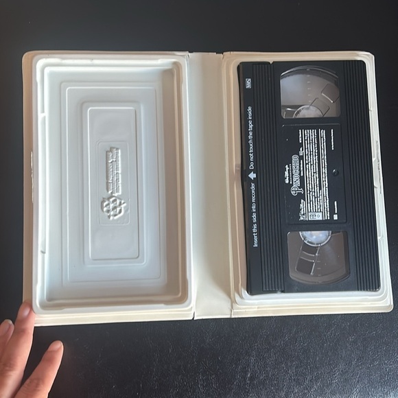 Disney Pinocchio Masterpiece VHS Movie - Picture 7 of 10